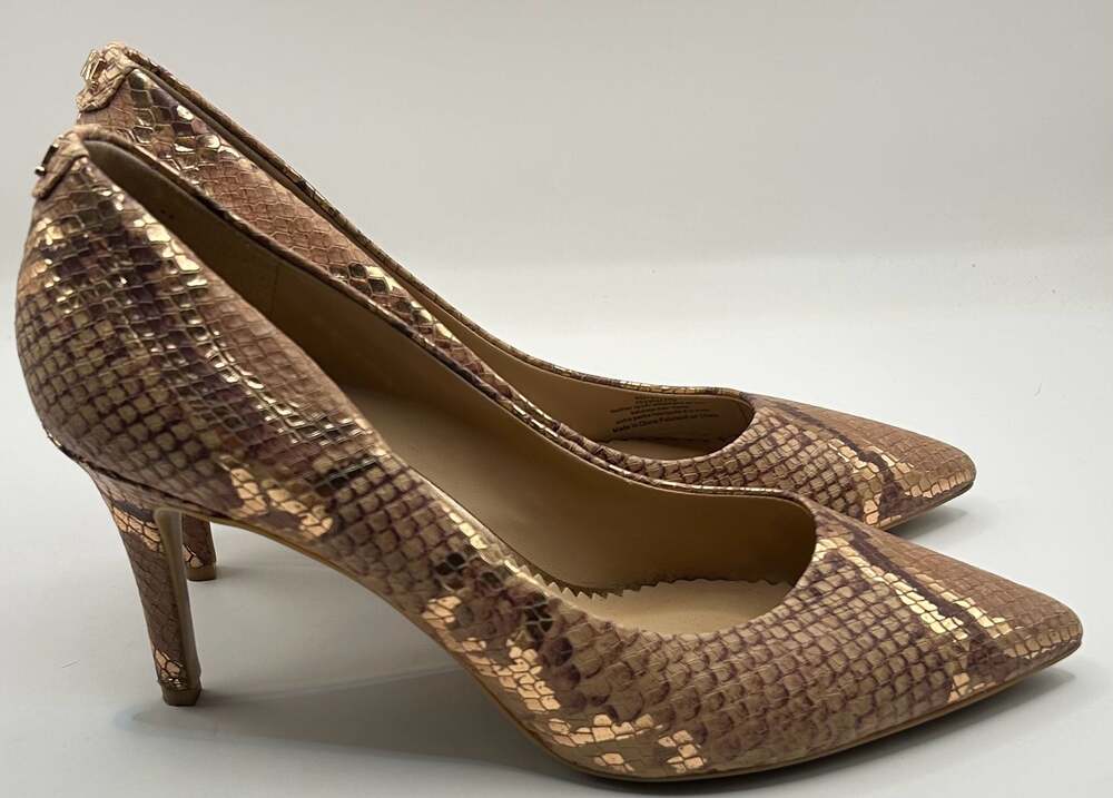 Karl Lagerfeld Paris Royale Snake Print Pointed Toe Pumps Size 6M - Picture 2 of 7